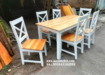 Meja kursi untuk warung makan